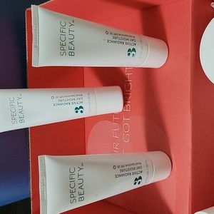 - Active radiance day moisture  spf 30